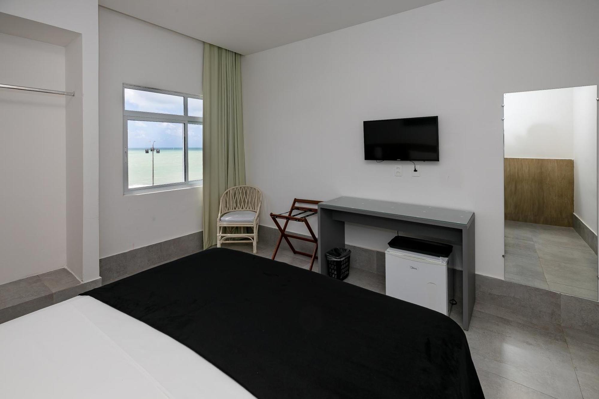 Yak Hotel Natal